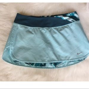 Nike Women's Tennis Golf Athletic Skirt Small